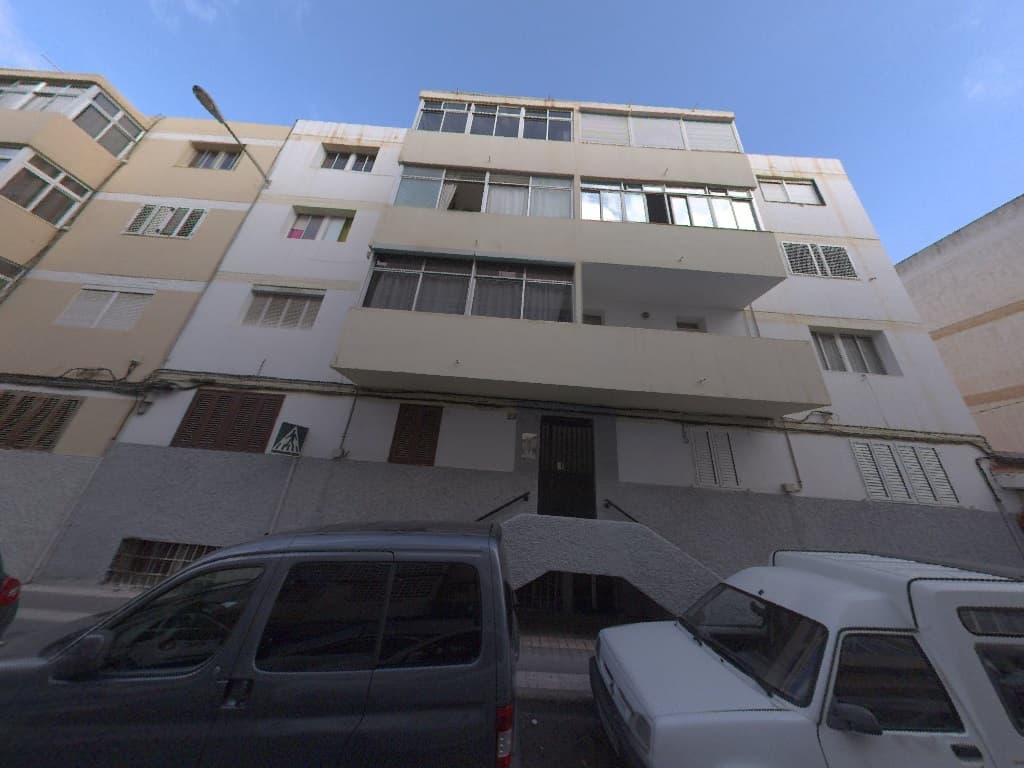DESCRIPICIÓN URBANA.- UNO. Vivienda señalada con la sigla I-M izquierda marítima en la primera planta del núcleo posterior del edificio número veintitrés de la calle Francisco Inglott Artiles, en la Barriada de Zárate, de Las Palmas de Gran Canaria, - Imagen 1