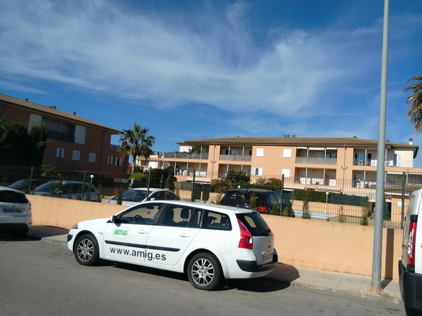 URBANA. - NUMERO TRECE DE ORDEN. - Vivienda tipo dúplex, señalada con la letra A en el plano, que se desarrolla en planta baja y planta piso primero, comunicadas dichas plantas entre si a través de escalera interior. Forma parte del edificio 2, situa - Imagen 1