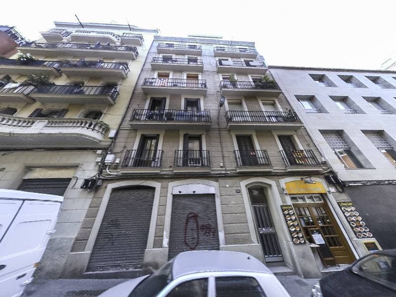 Finca Urbana, departamento nº18, cuarto tercera, de la casa número 14, de la calle Fonthonrada, de Barcelona, destinado a vivienda, mide una superfície de setenta metros cuarenta y siete decímetros cuadrados. Calle Fonthonrada nº14 4º 3ª de Barcelona - Imagen 1