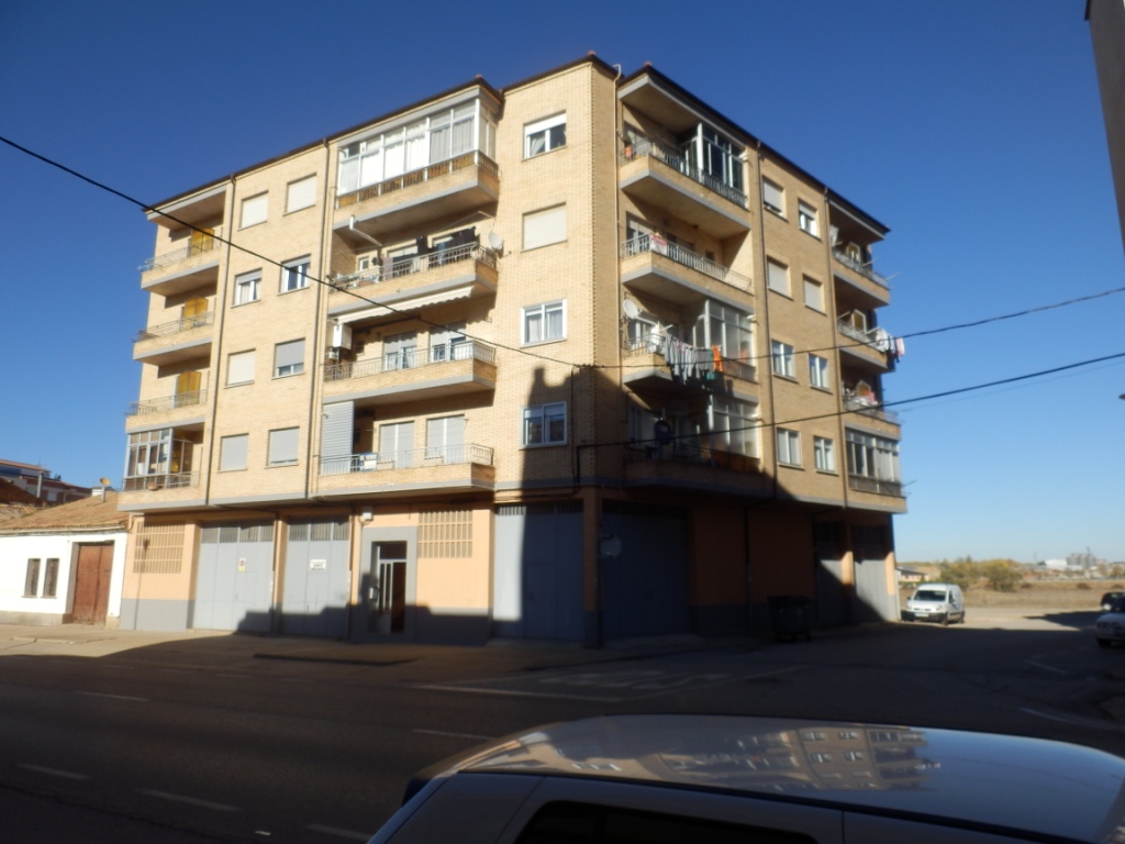 VIVIENDA URBANA EN ALMAZAN (SORIA)