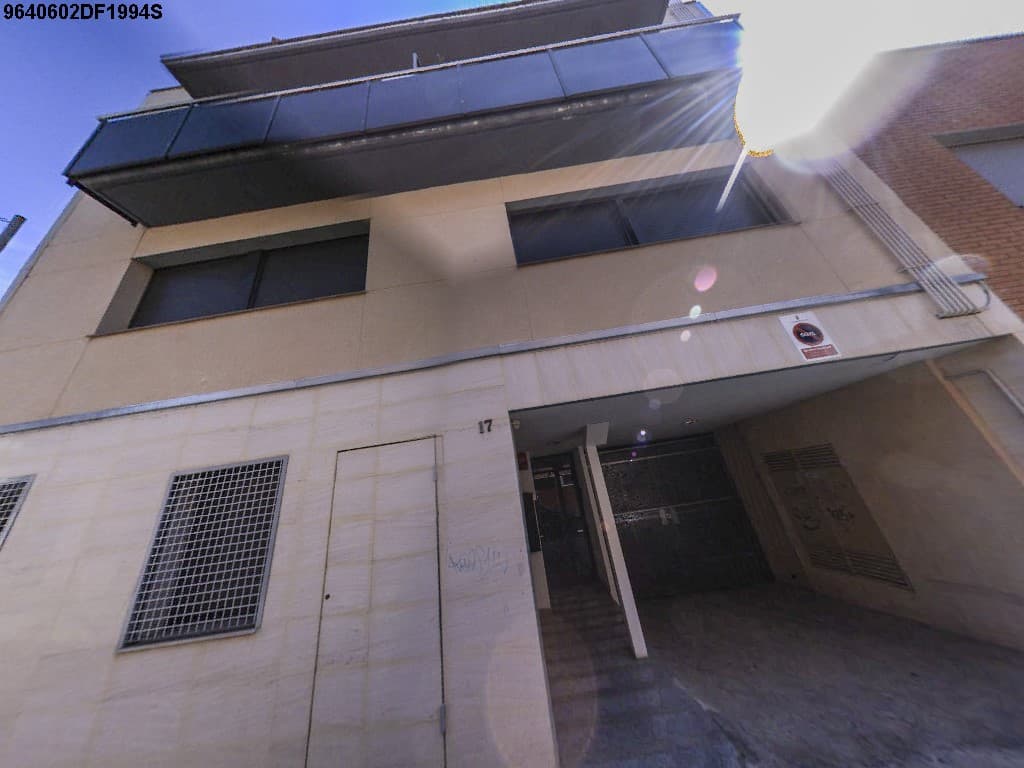URBANA. NÚMERO CUATRO. Plaza de parquing número 1, situada en la planta sótano, del edificio situado en Rubí con frente a la calle Blasco de Garay número diecisiete.