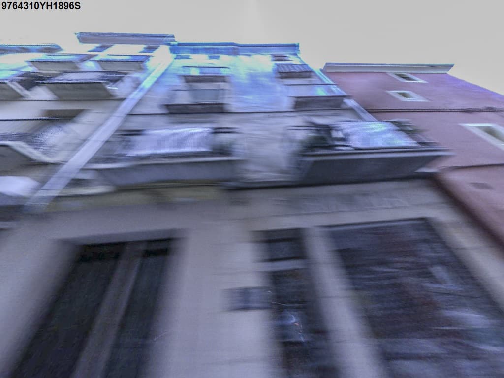 Urbana.- Componente UNO.- Local sin uso específico, identificado como uno a nivel de planta baja del edificio sito en Alcoy, calle San Francisco, número CUATRO. Se accede al mismo desde la calle San Francisco y a través del vestíbulo, y es el de la i - Imagen 1
