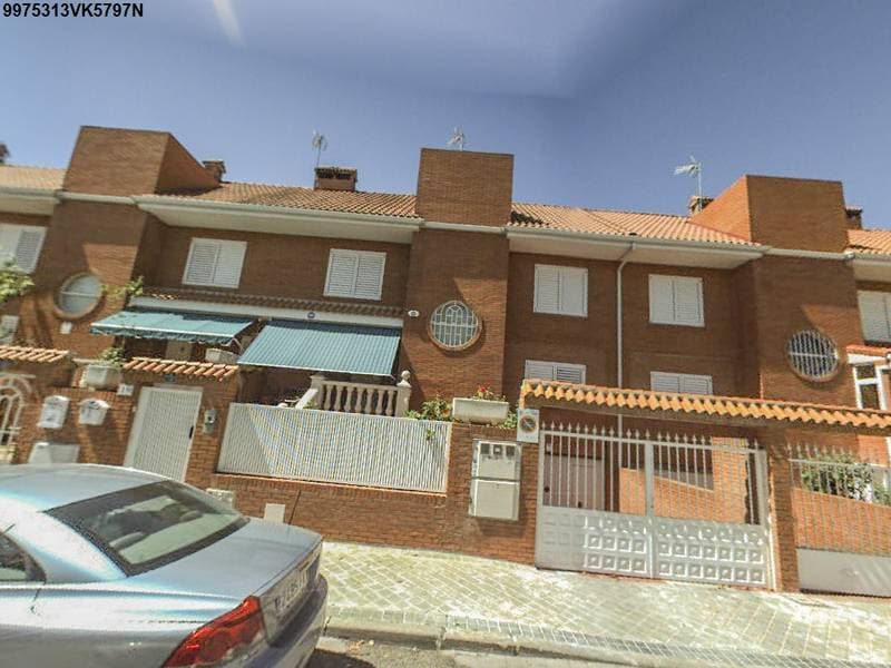 vivienda unifamiliar en Calle Minerva nº 10 de Torrejón de Ardoz