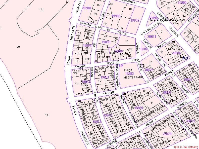 URBANA: DEPARTAMENTO NÚMERO SEIS. Vivienda consistente en el piso primero puerta segunda del inmueble sito en esta ciudad, calle Roger de Lauria, número sesenta y dos; ocupa una superficie de cincuenta y nueve metros veinte decímetros cuadrados. Se c - Imagen 1