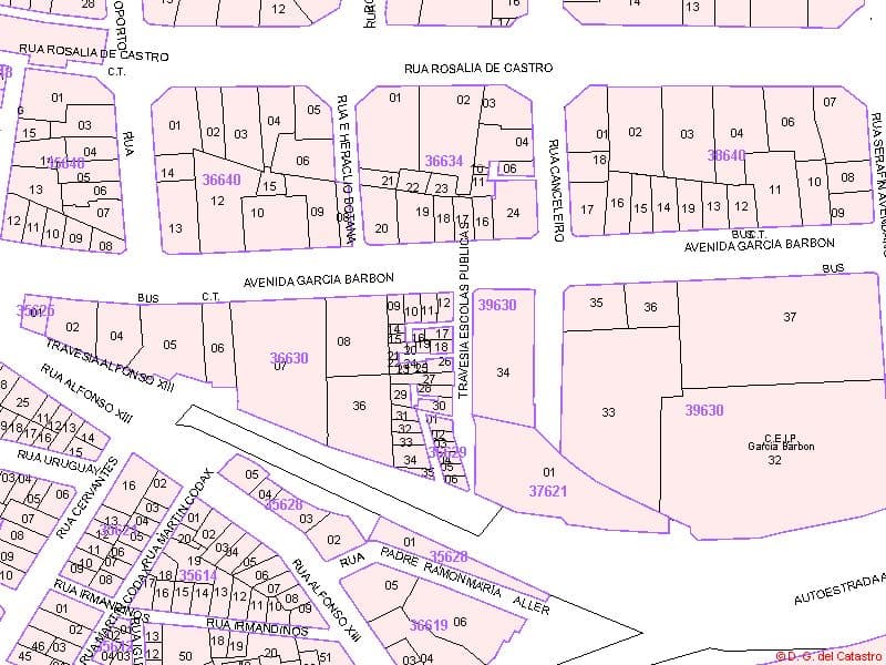Urbana: Cuatro.- Primer piso derecha, destinado a vivienda, de la casa número diez de la calle Travesía de las Escuelas Públicas, de esta ciudad de Vigo.- - Imagen 1
