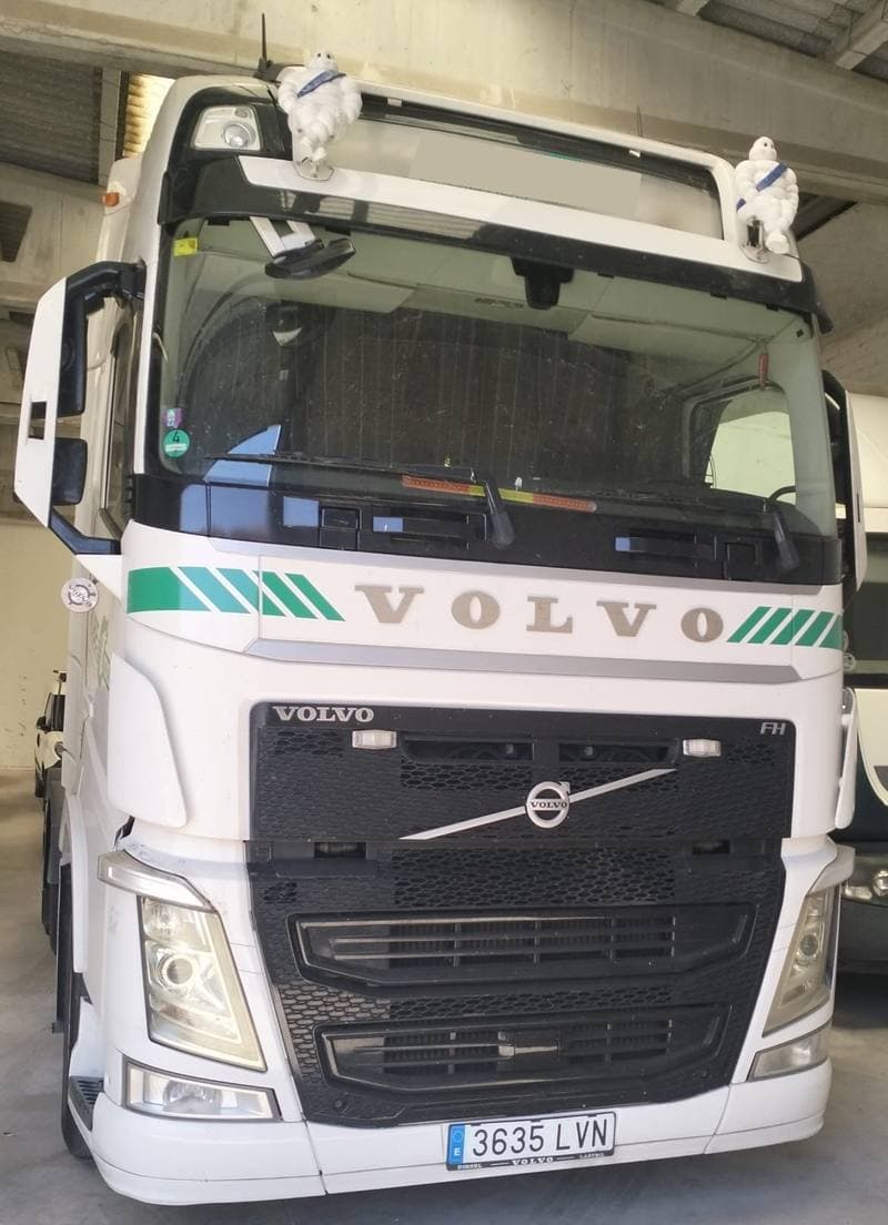 TRACTOCAMION VOLVO FH - Imagen 1