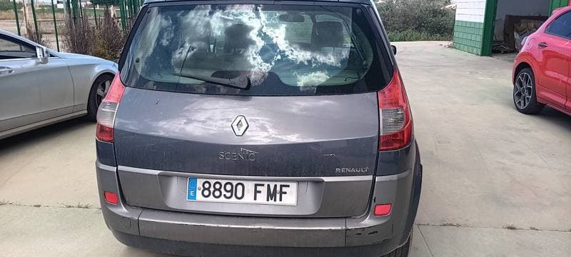 TURISMO NACIONAL/IMPORTACION RENAULT SCENIC