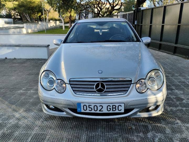 TURISMO NACIONAL/IMPORTACION MERCEDES C 220 - Imagen 1