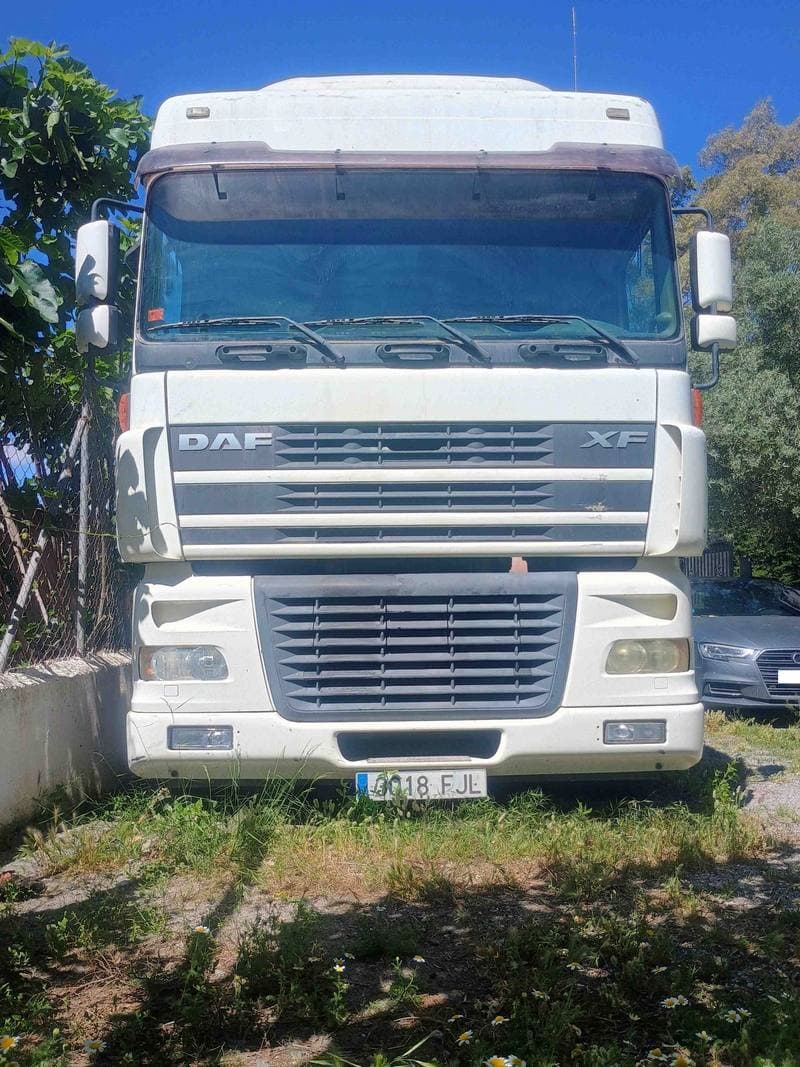 TRACTOCAMION D.A.F. FT XF 95.480 - Imagen 1