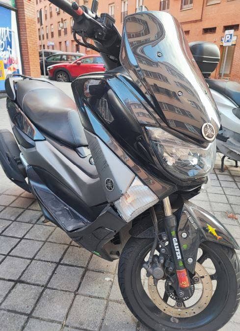 MOTOCICLETA SIN SIDECAR YAMAHA GPD125-A NMAX) - Imagen 1