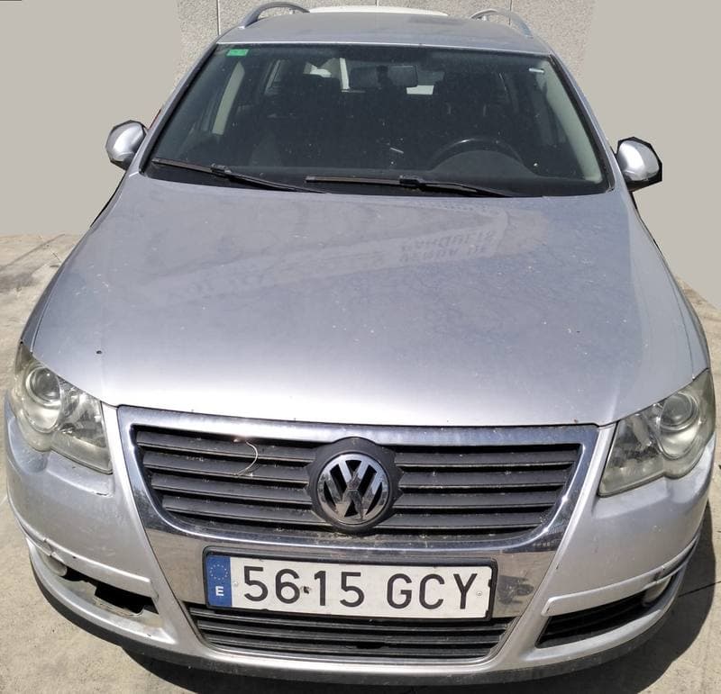 TURISMO NACIONAL/IMPORTACION VOLKSWAGEN PASSAT - Imagen 1
