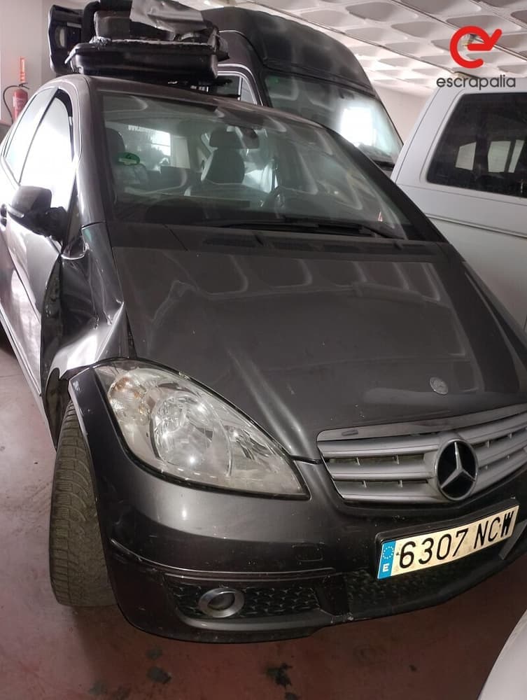 Mercedes Benz A160
