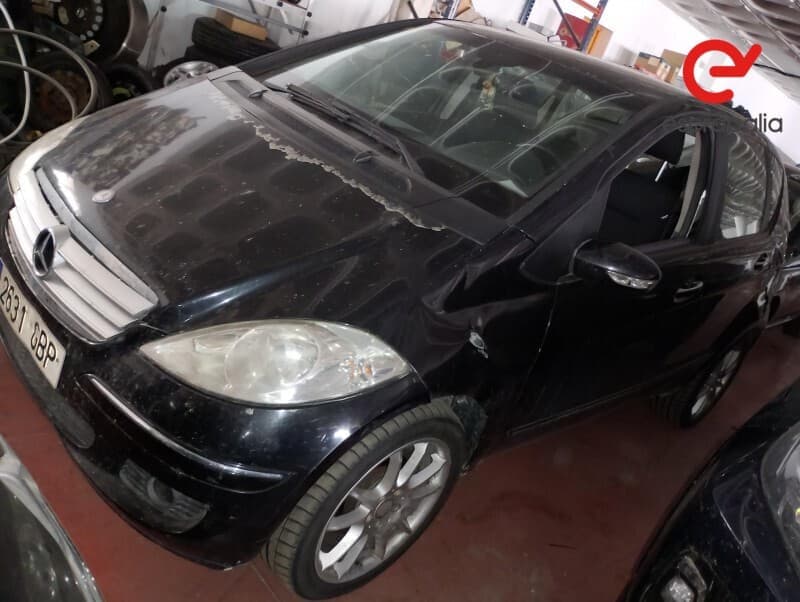 Mercedes Benz A180