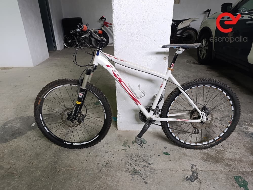 Bicicleta MTB RACE - Imagen 1