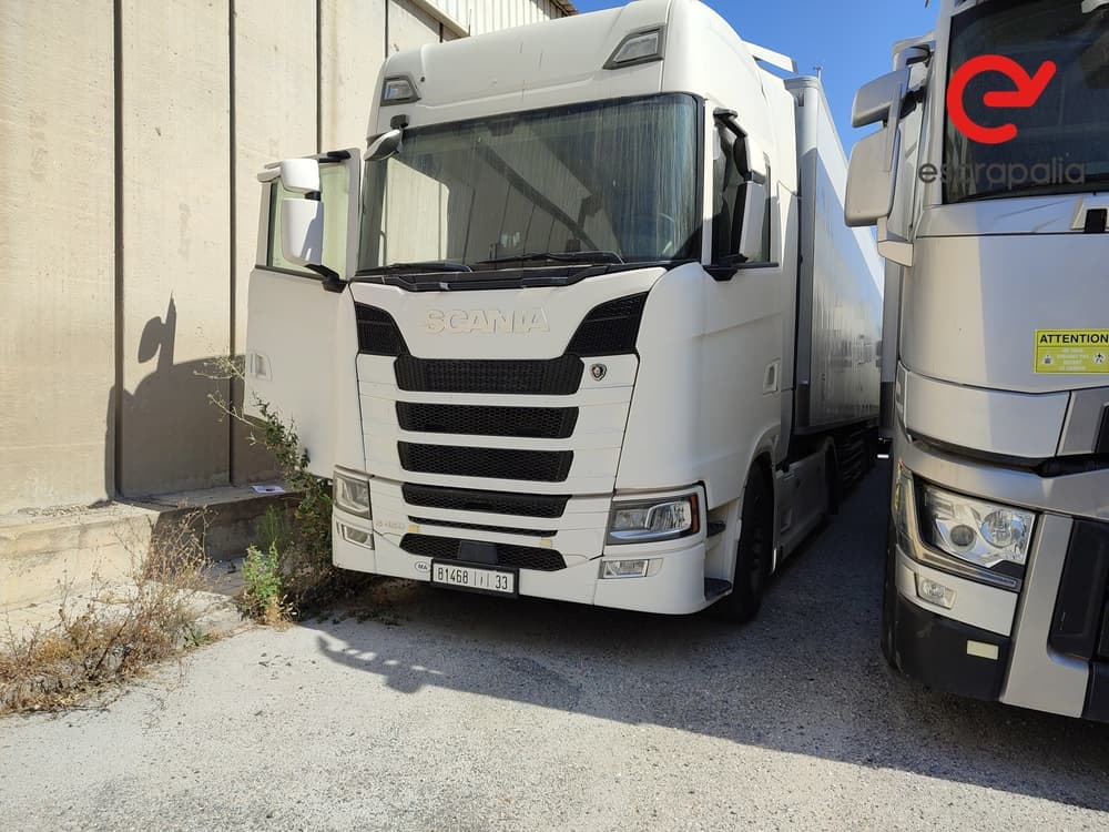 Tractocamión SCANIA M323