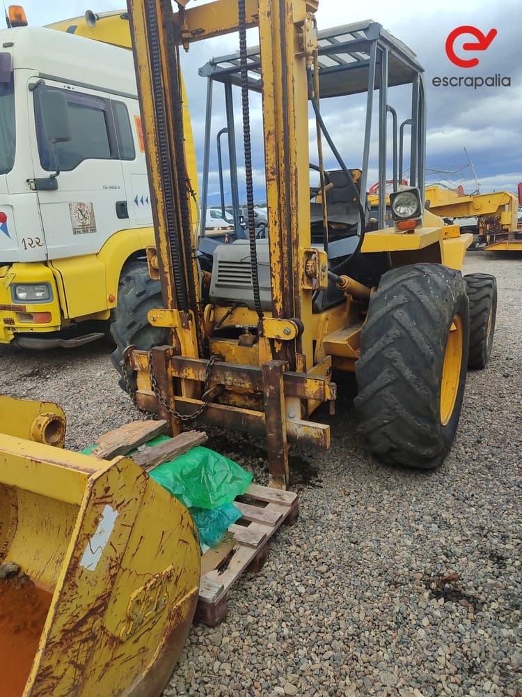 Carretilla elevadora JCB - 384 - (Matr. E0370BCJ) - 2024 - Imagen 1