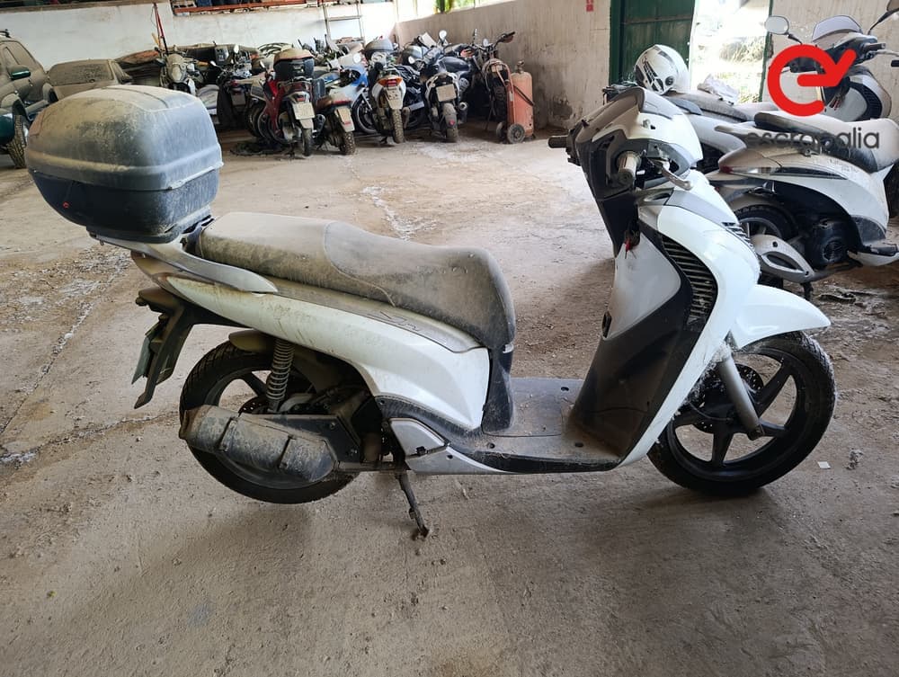HONDA SH125 - Imagen 1